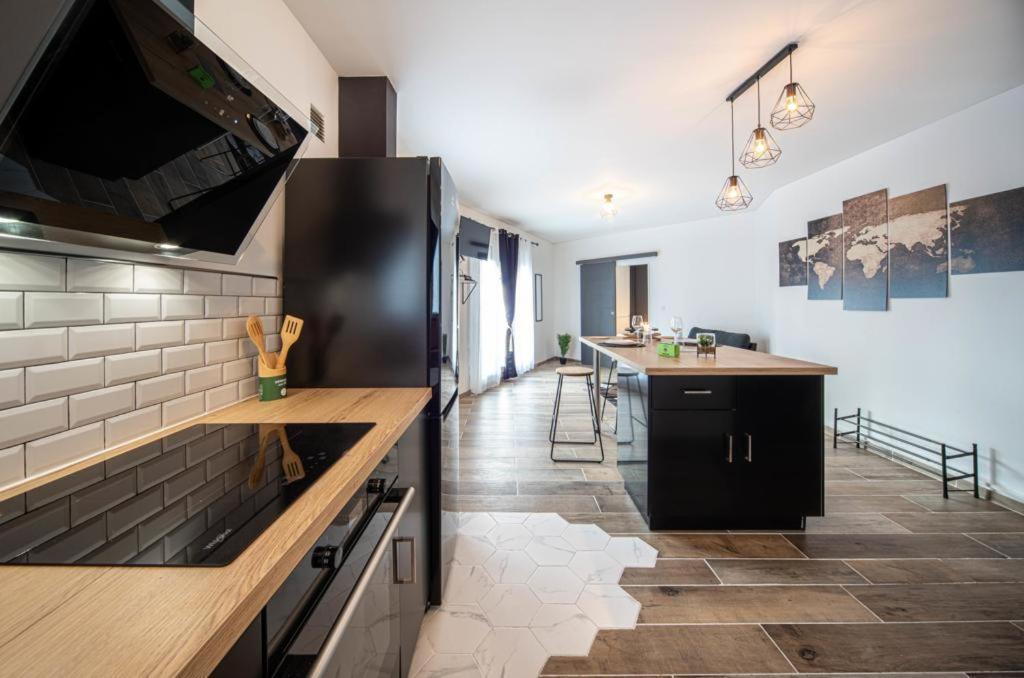 Beautifulhome Appartement Avec Balcon - Centre Ville Chalon-sur-Saône Buitenkant foto