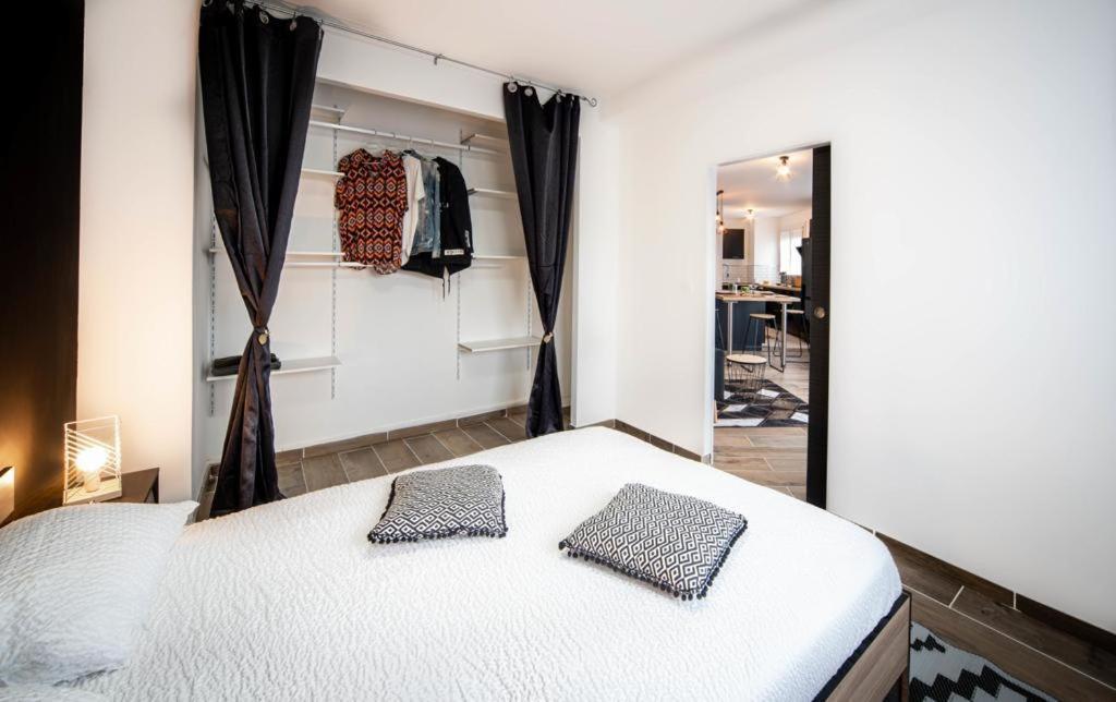 Beautifulhome Appartement Avec Balcon - Centre Ville Chalon-sur-Saône Buitenkant foto